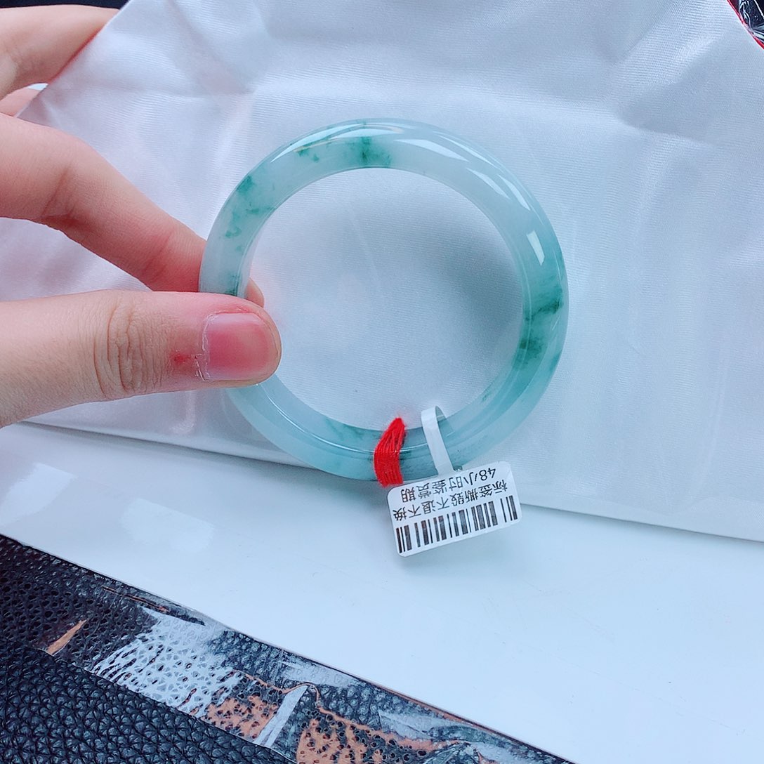 翡翠手镯未镶嵌天然缅甸翡翠A货手镯