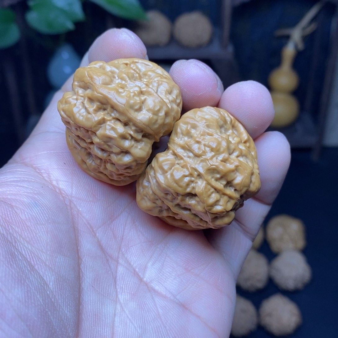 文玩核桃吊坠37+蛤蟆头
