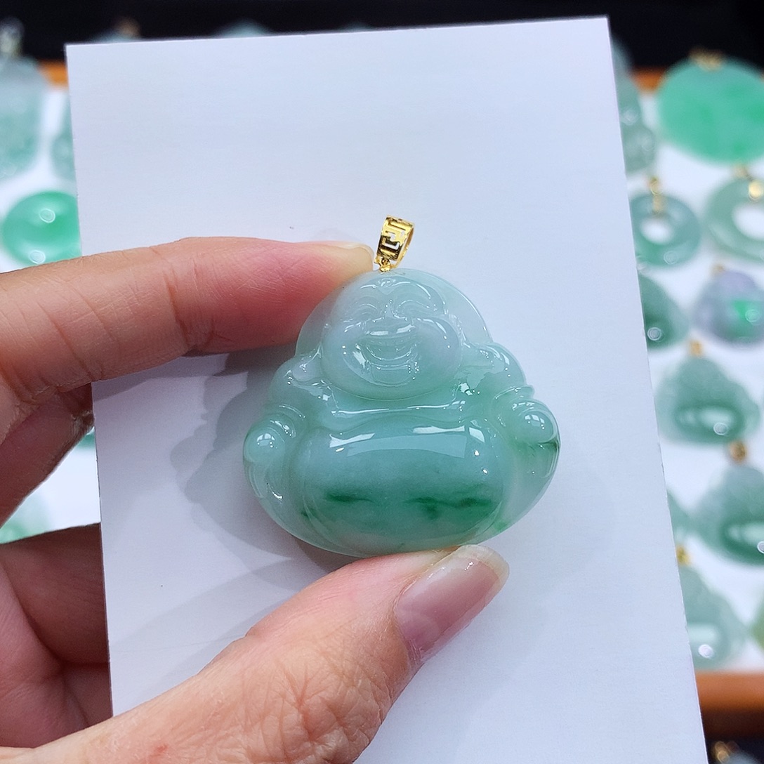 颈饰18K金镶嵌翡翠翡翠吊坠
