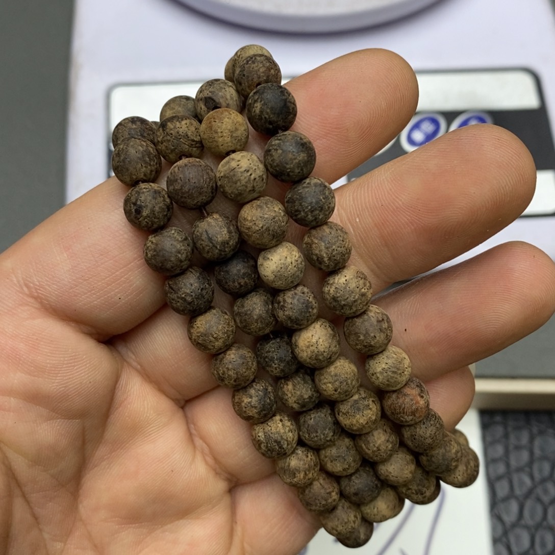 沉香碎屑沉香13海南虫漏