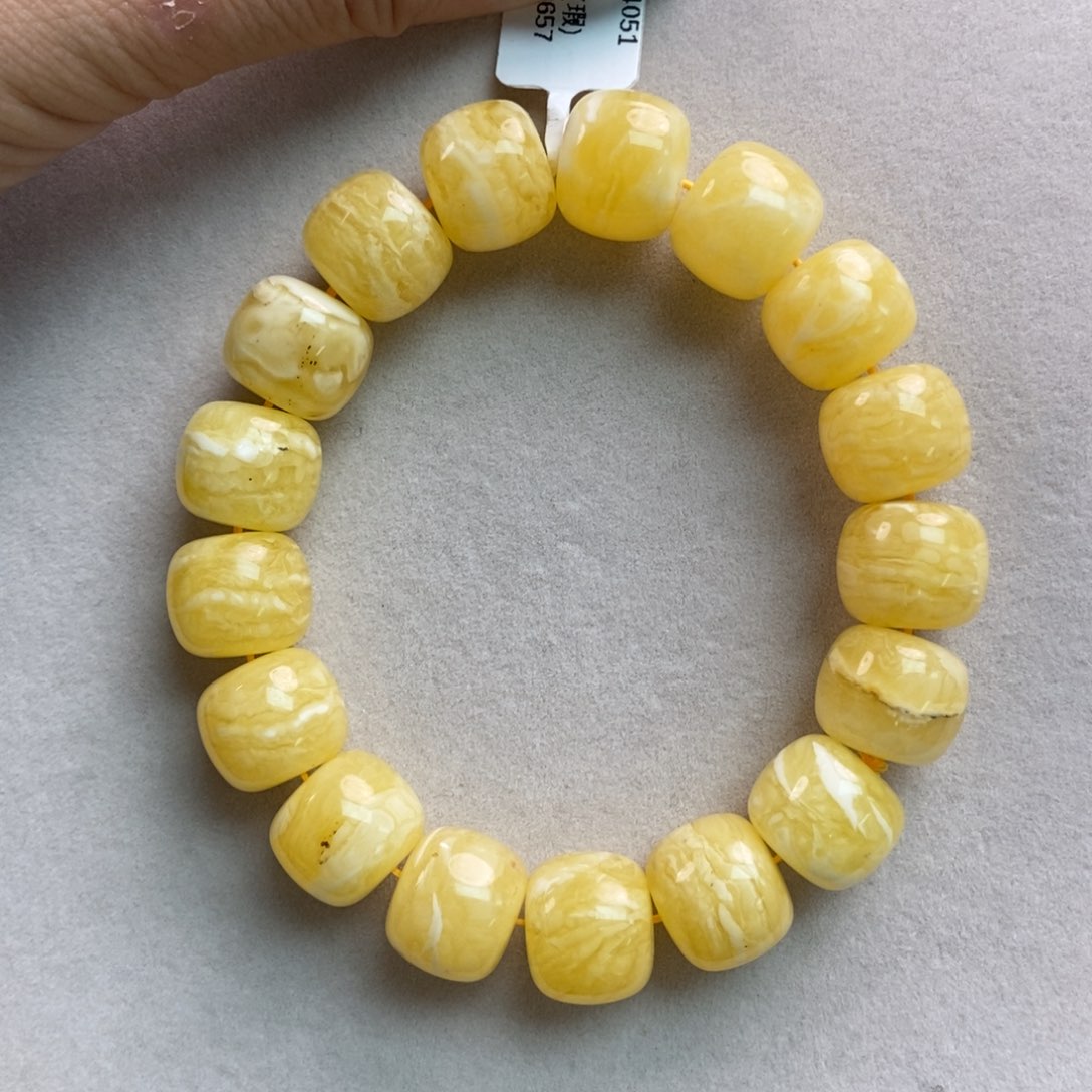 蜜蜡珠宝奇石未镶嵌18