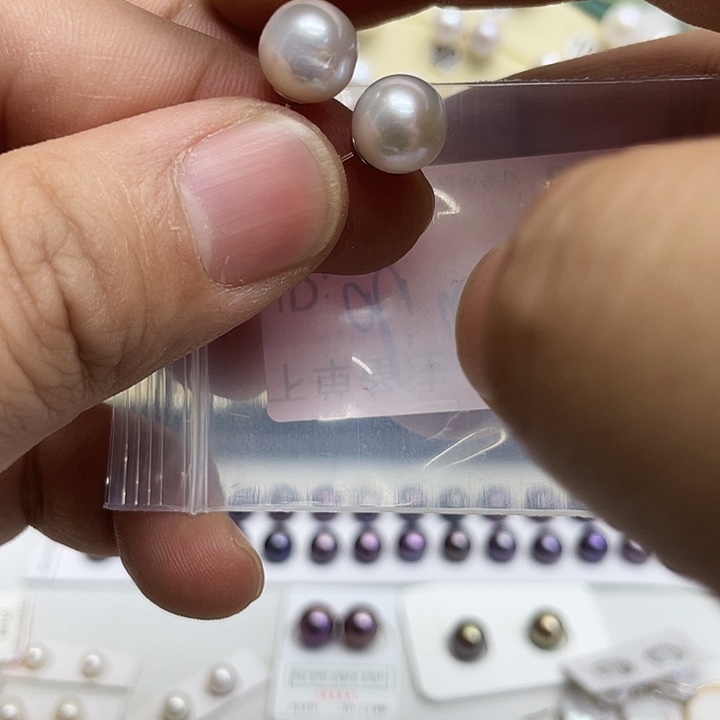 d***i银S925镶嵌淡水珍珠耳饰