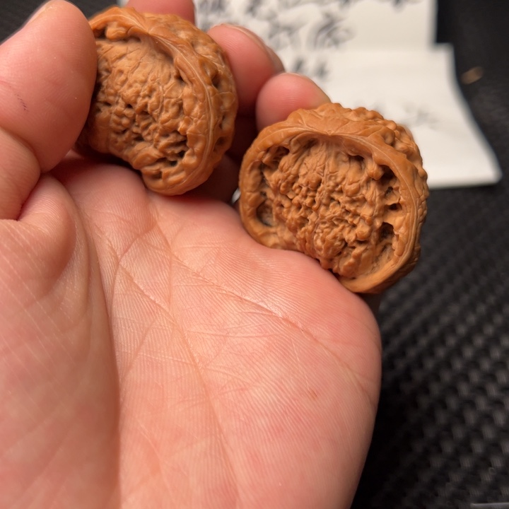 文玩核桃吊坠39聚宝盆