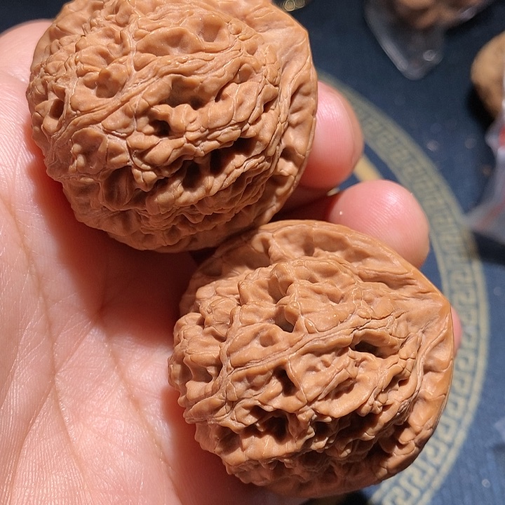 【闪购商品】文玩核桃吊坠水龙纹