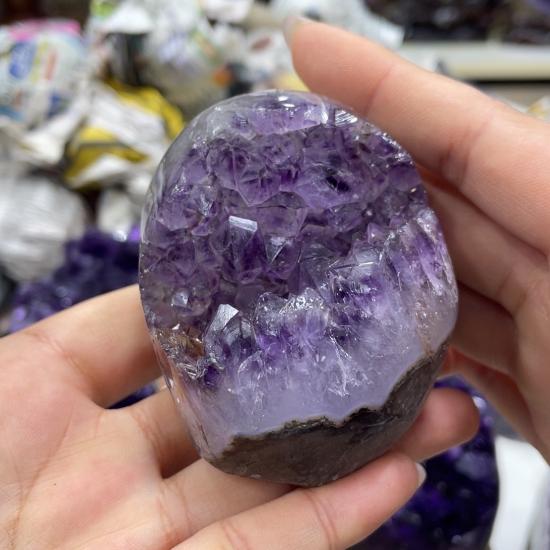 紫晶大型摆件（非配饰）未镶嵌