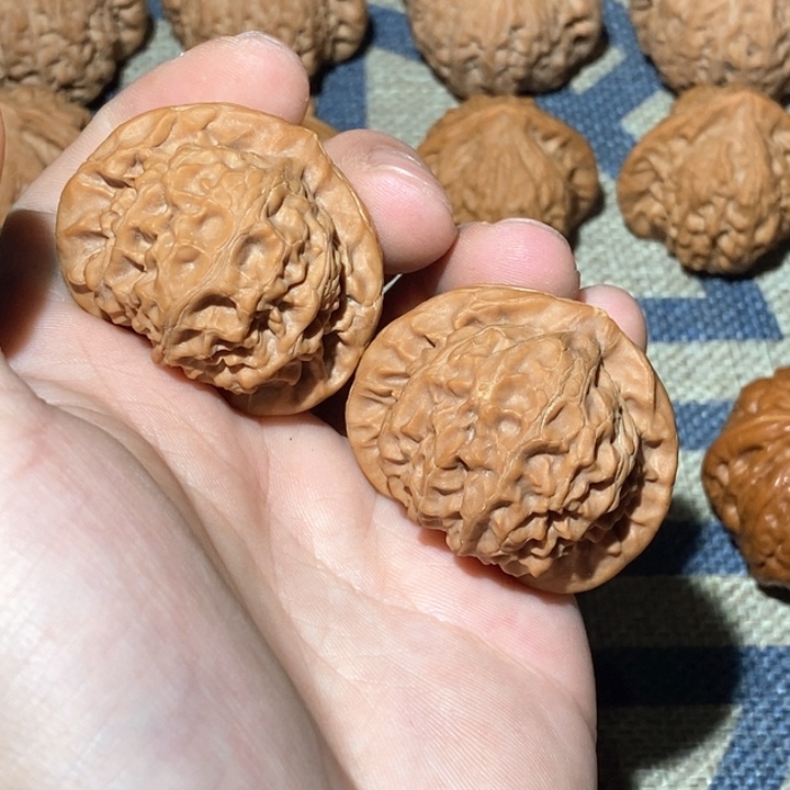 文玩核桃吊坠宫灯
