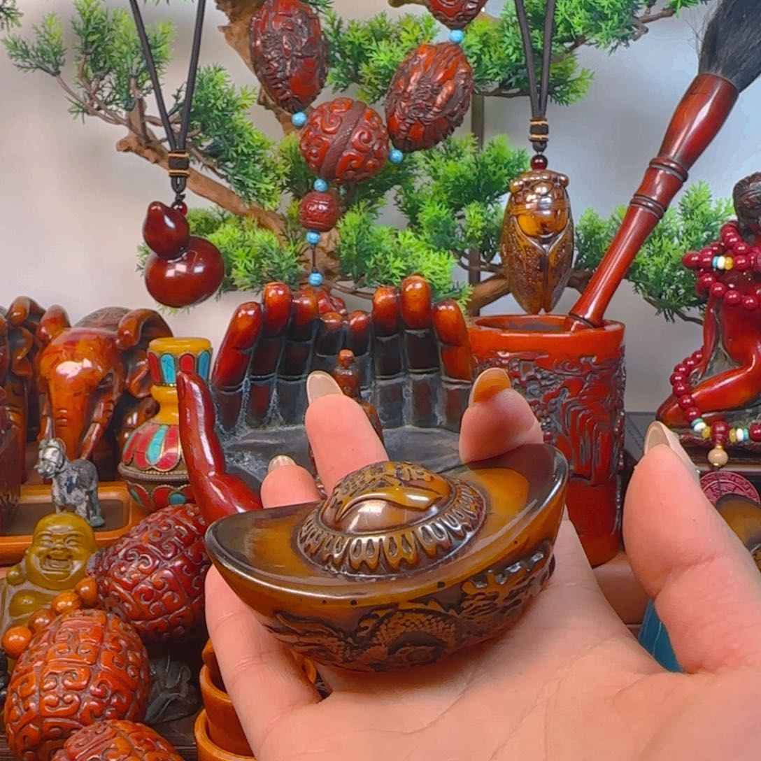 琥珀裸石未镶嵌手把