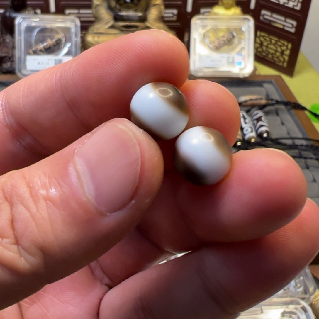 山***聚玛瑙/玉髓未镶嵌颈饰