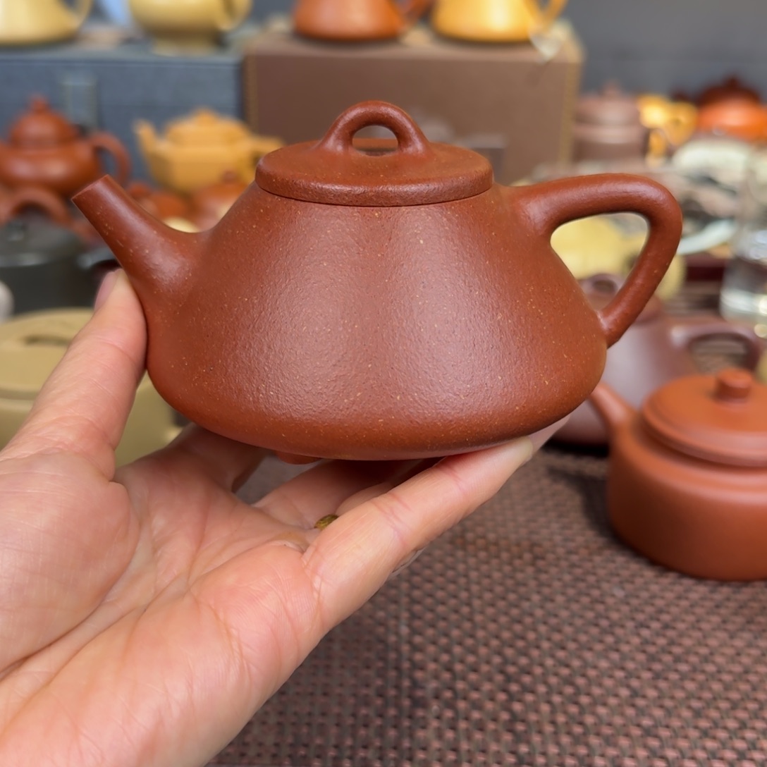 段泥茶壶降坡200毫升左右