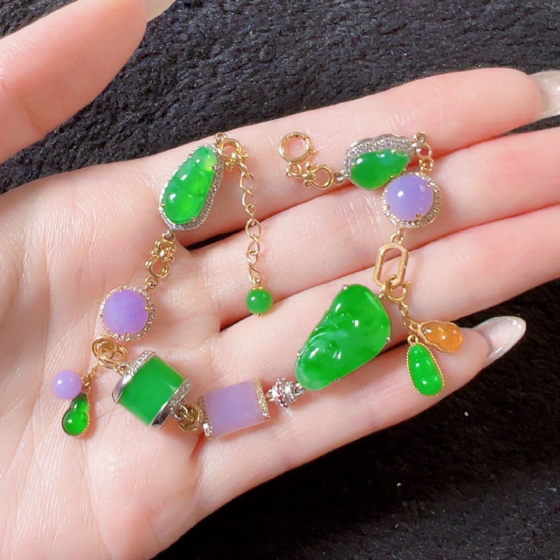 妞***妞翡翠18K金镶嵌手链签收后24小时鉴赏期