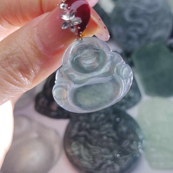 翡翠颈饰未镶嵌天然的A货翡翠多样性发货