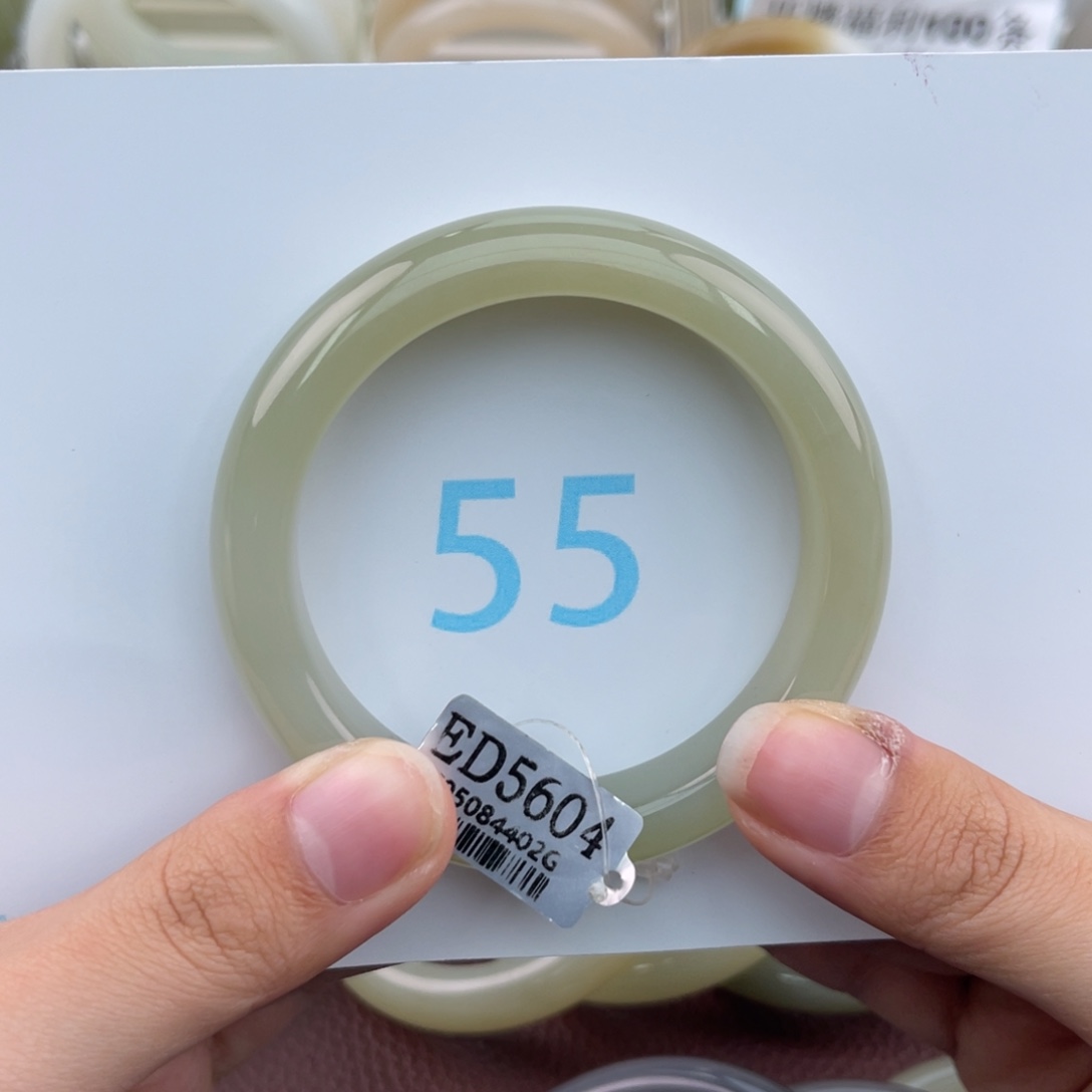 和田玉手镯未镶嵌l****n