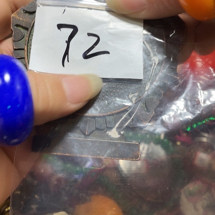 琉璃/树脂/塑料类凯*