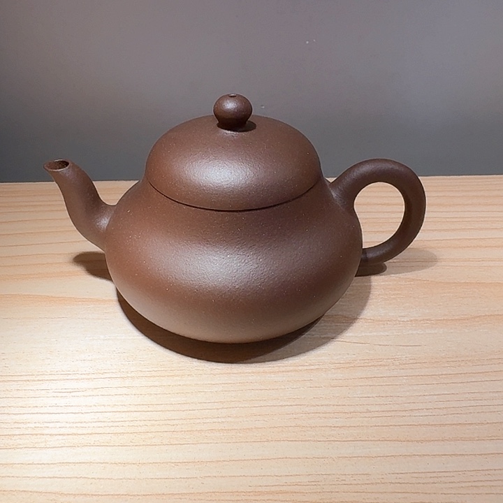 紫砂茶壶春**在宜兴原矿手工紫砂壶