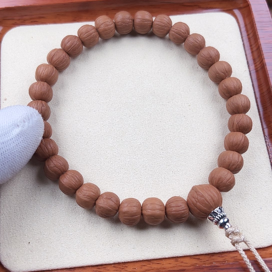 爱***@猴头核桃手串南瓜