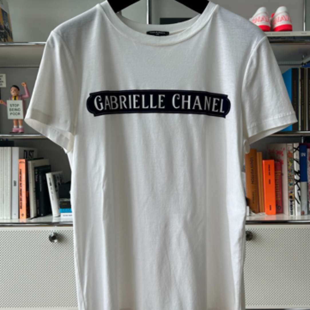 99新 Chanel/香奈儿  gabrielle植绒字母logoT恤/38码/E00571/GLB