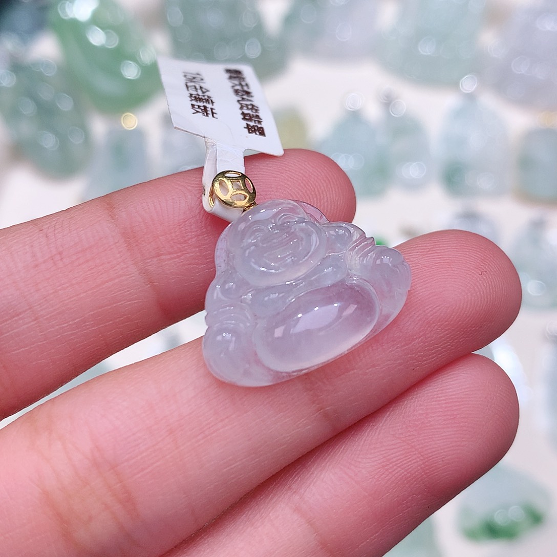 颈饰18K金镶嵌翡翠16-21-5.3