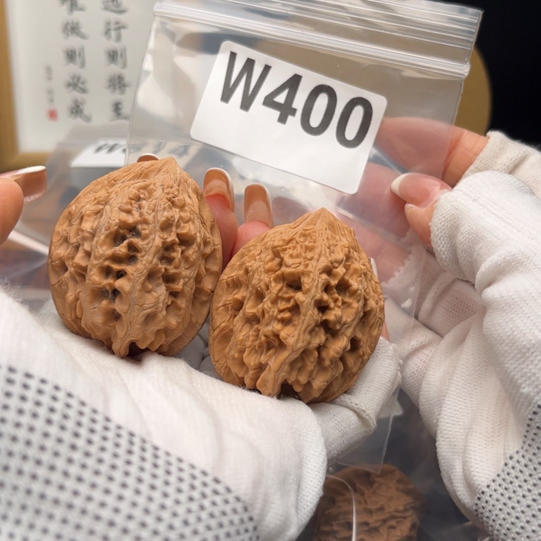 文玩核桃把件41大沽石w 400