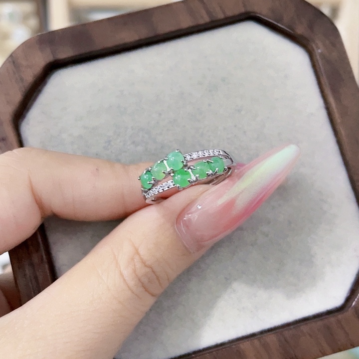 翡翠未镶嵌颈饰天然翡翠Ａ货