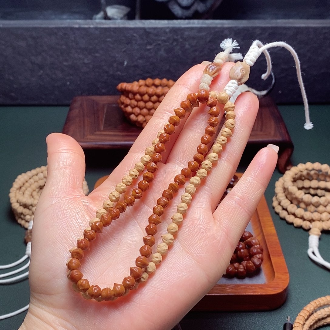 柏香籽/百香籽吊坠65.5