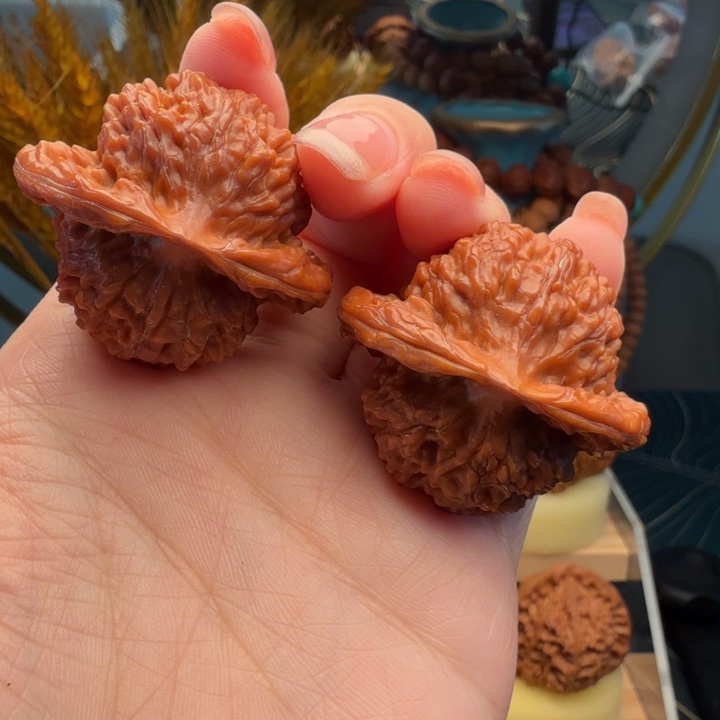 桃核把件老款宽边官帽 40全品