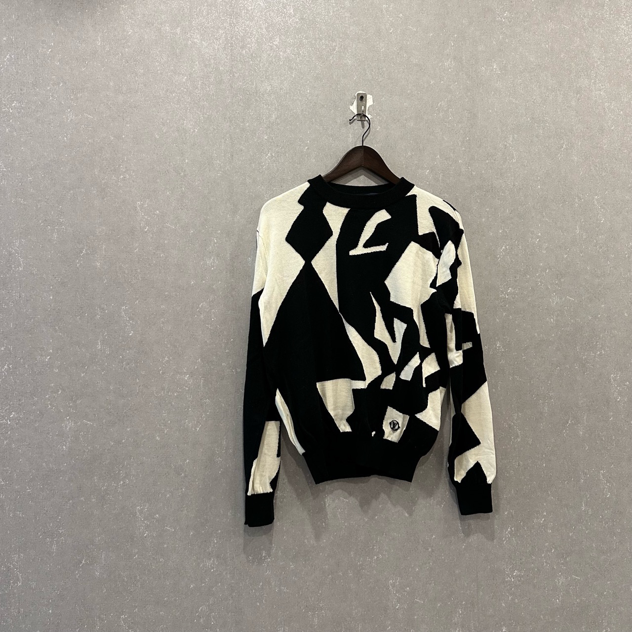 LOUIS VUITTON lv SS23 嵌花圆领长袖毛衣 S码/99新/003215