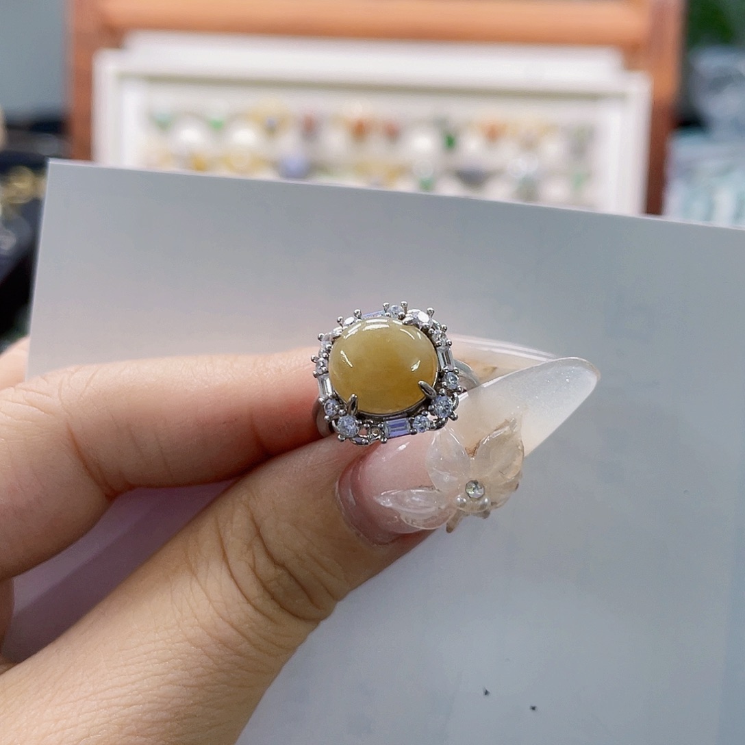 翡翠未镶嵌颈饰天然翡翠A货