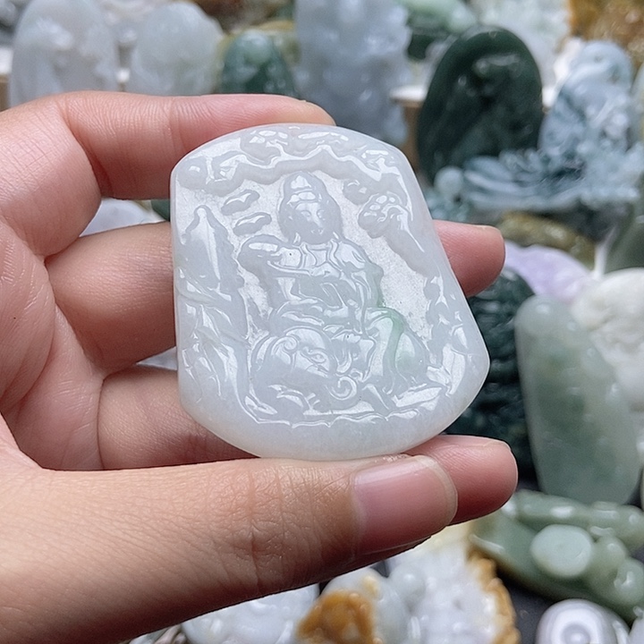 翡翠未镶嵌颈饰翡翠