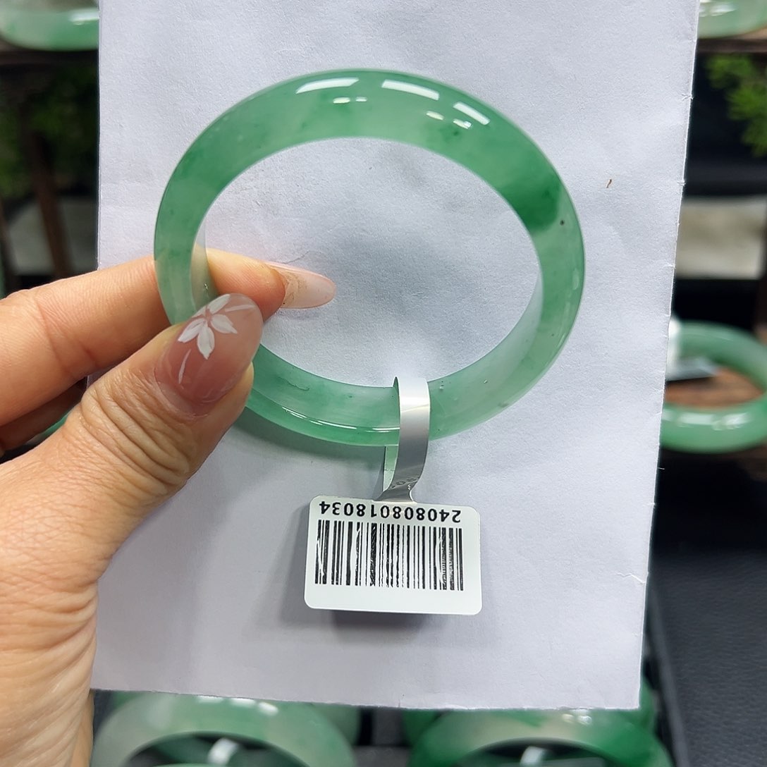 石英质玉手镯未镶嵌淼淼