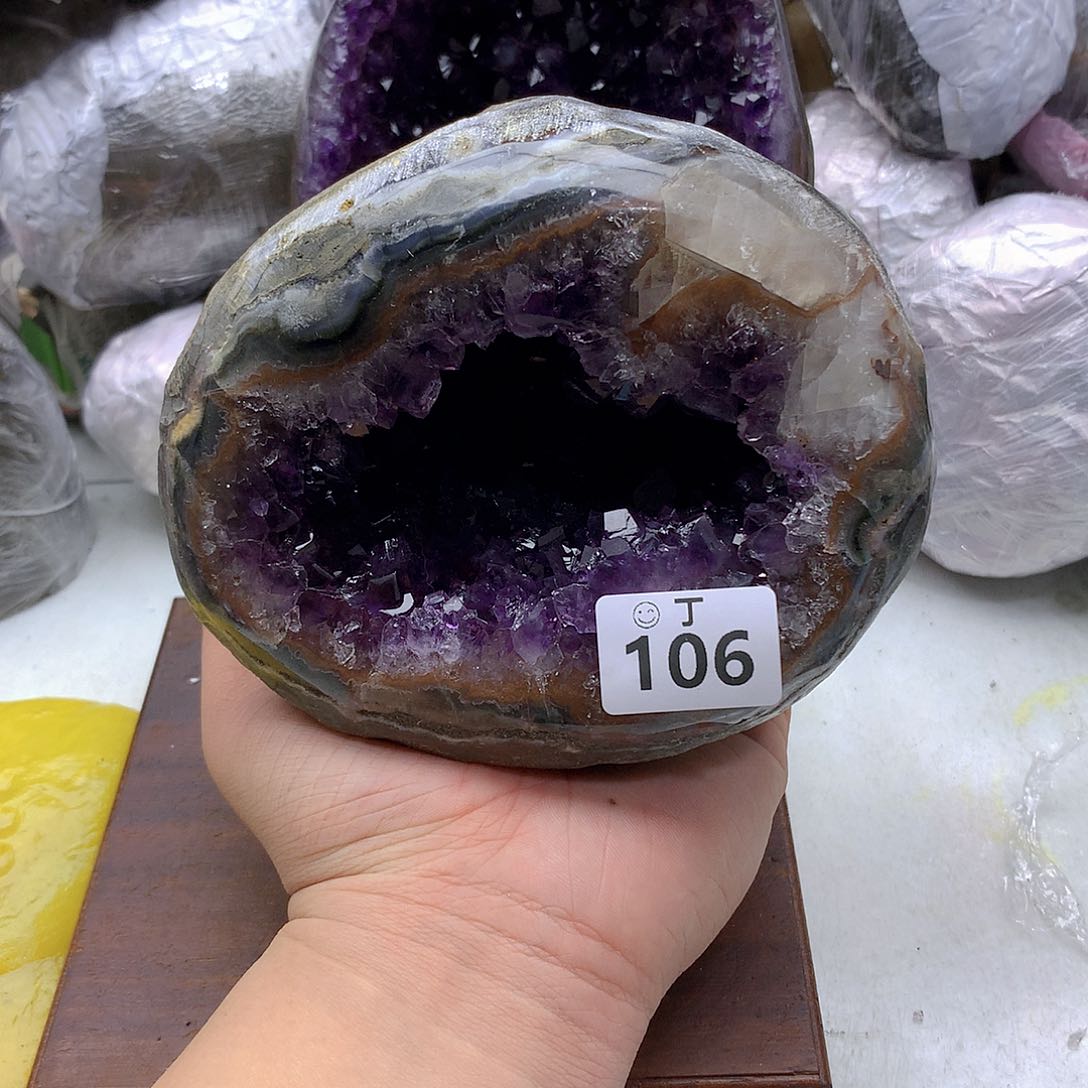 紫晶大型摆件（非配饰）未镶嵌