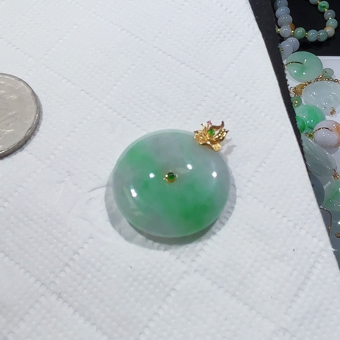 翡翠吊坠(不含链)未镶嵌