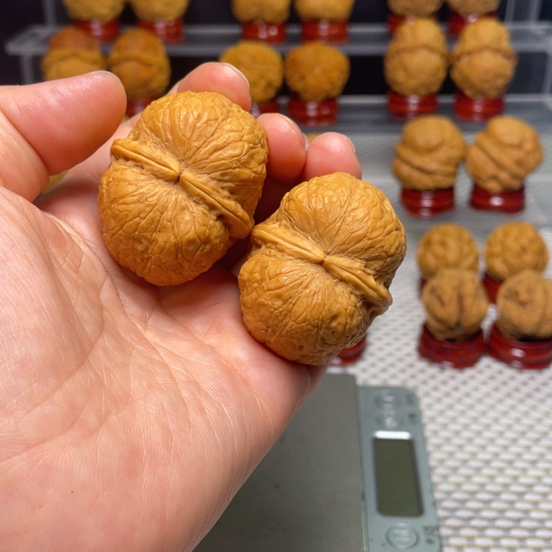 文玩核桃把件16峭壁元宝