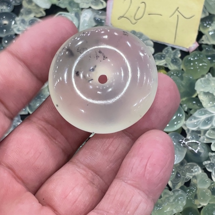 蛇纹石玉合金颈饰