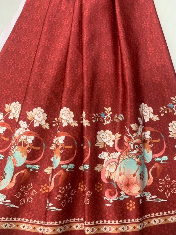 马面裙织锦缎，宽145一米价可连裁剪