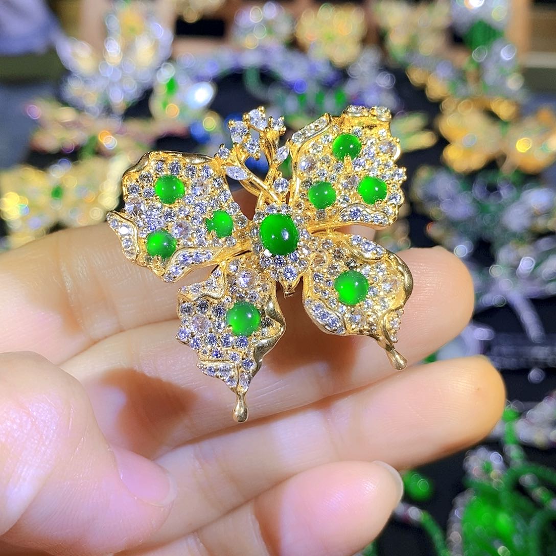 颈饰银S925镶嵌翡翠