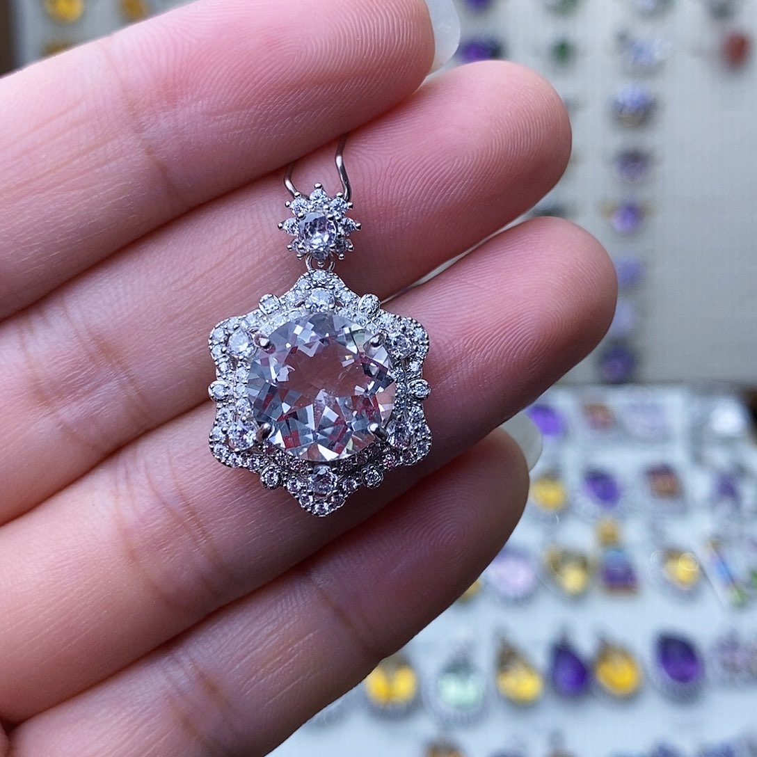 银S925镶嵌吊坠(不含链)水晶需要证书备注