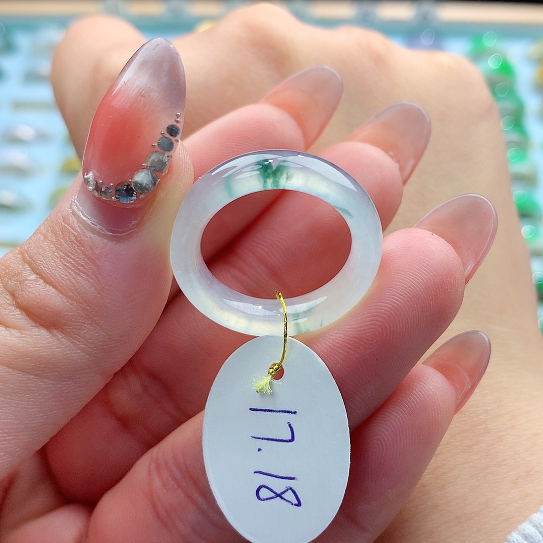 翡翠戒指未镶嵌奶*17.18号