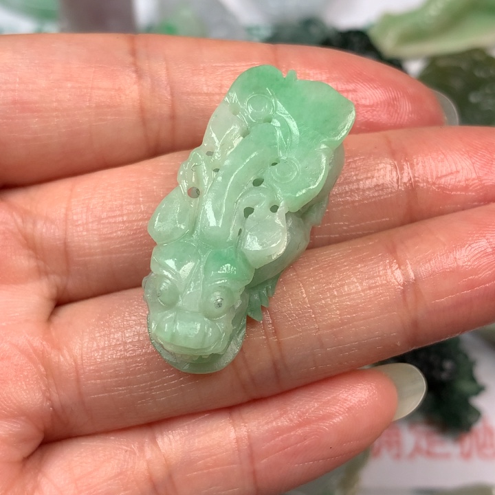 定制翡翠未镶嵌翡翠