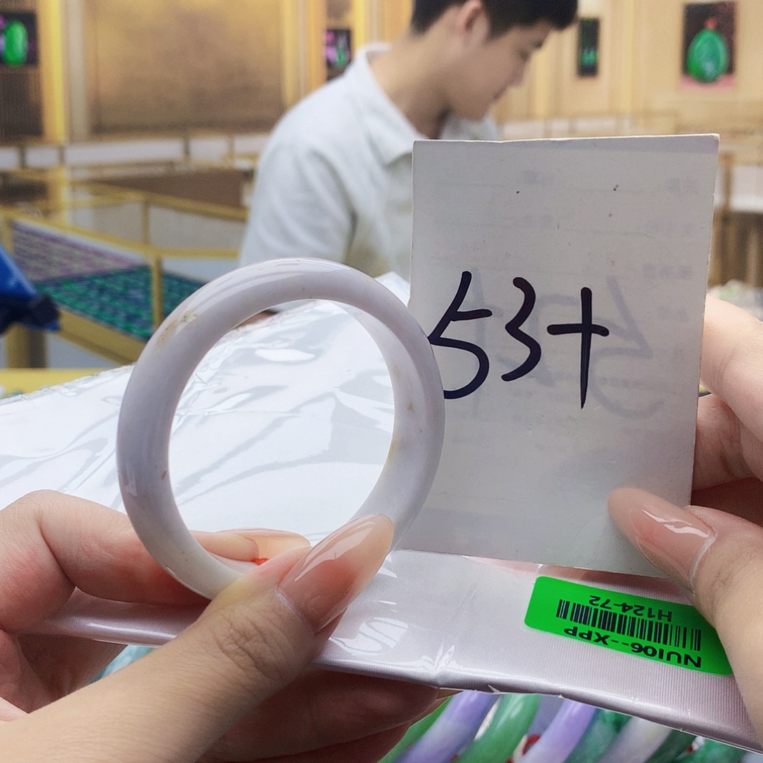 翡翠手镯未镶嵌0000088889000098
