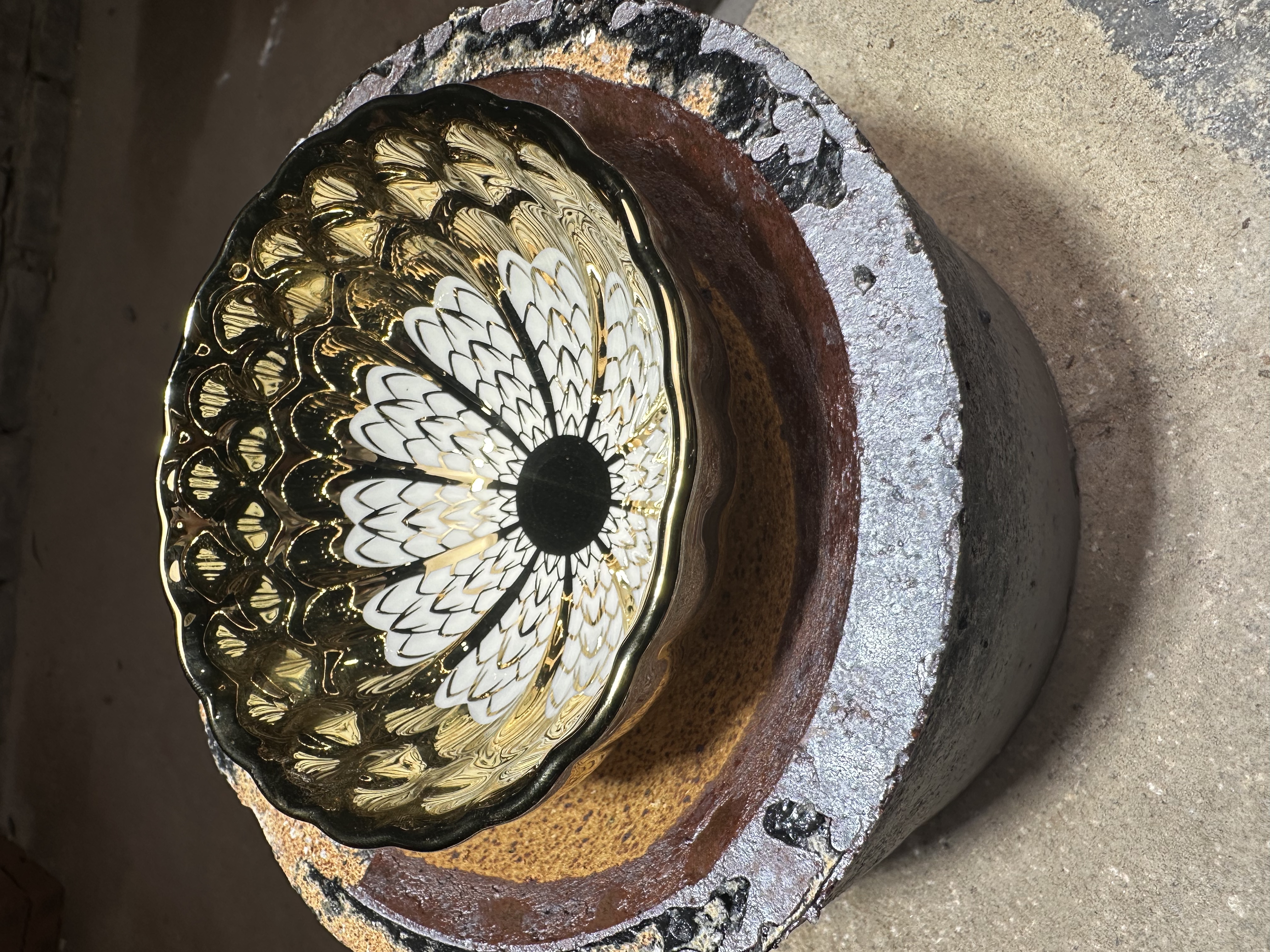  茶杯天目闪购链接   佛莲主人杯