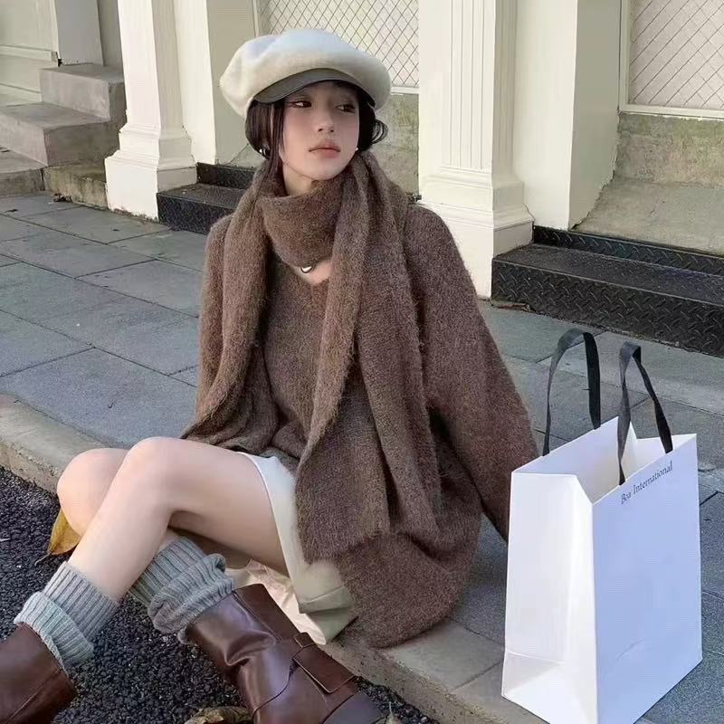 【兔哥女装】秋冬厚款V零宽松套头时尚简约针织毛衣+围巾