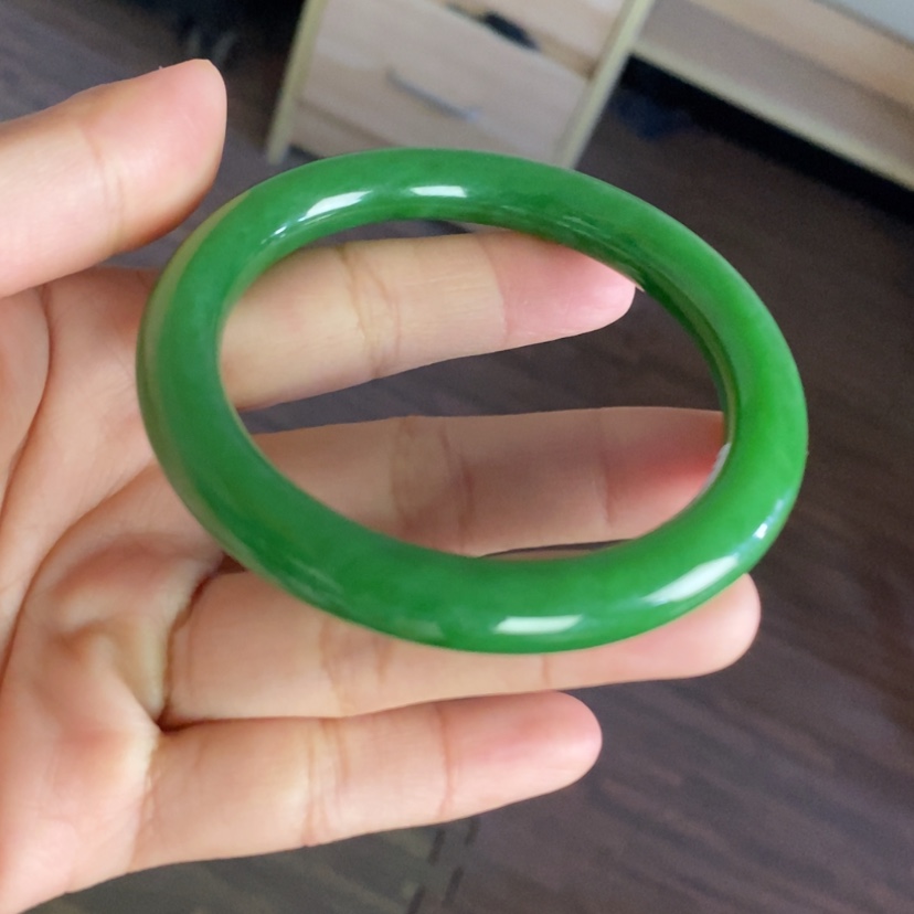 【闪购商品】未镶嵌手镯和田玉（碧玉）