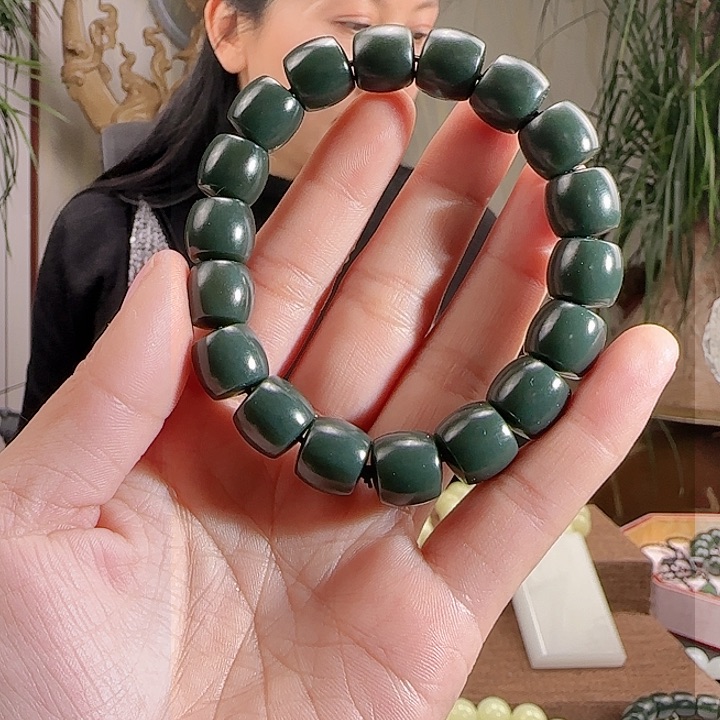 和田玉手串未镶嵌