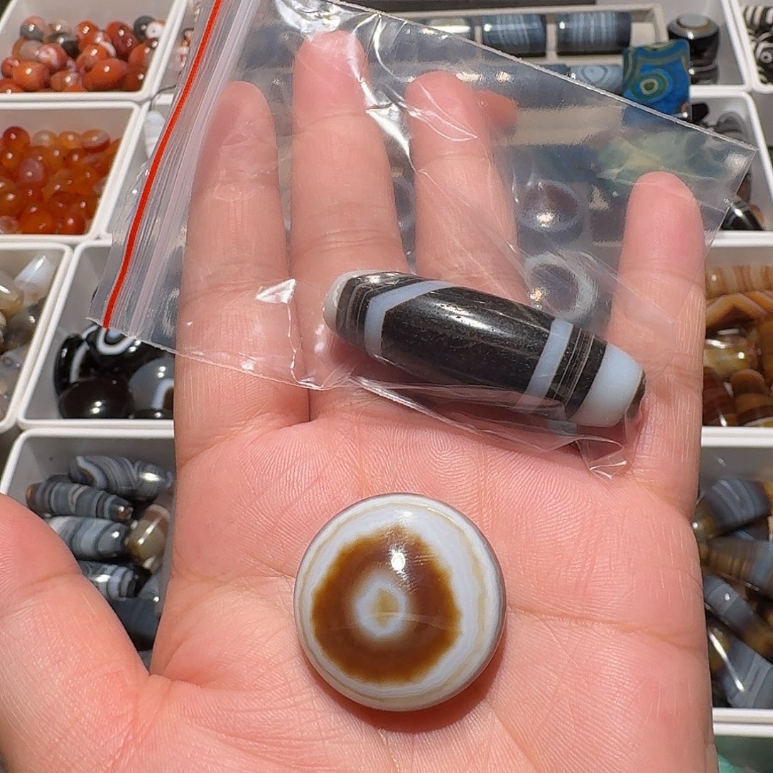 玛瑙/玉髓合金颈饰