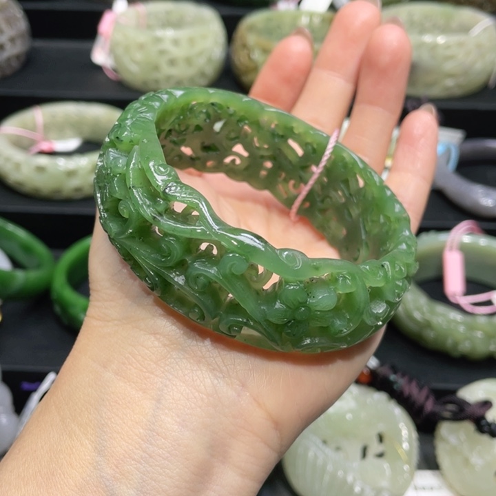 和田玉手镯62+圈口 编号83未镶嵌