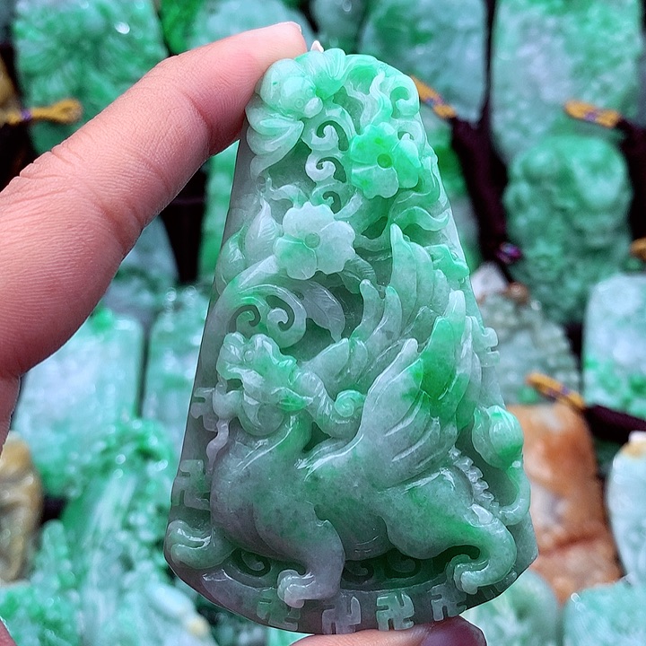 翡翠吊坠(不含链)未镶嵌