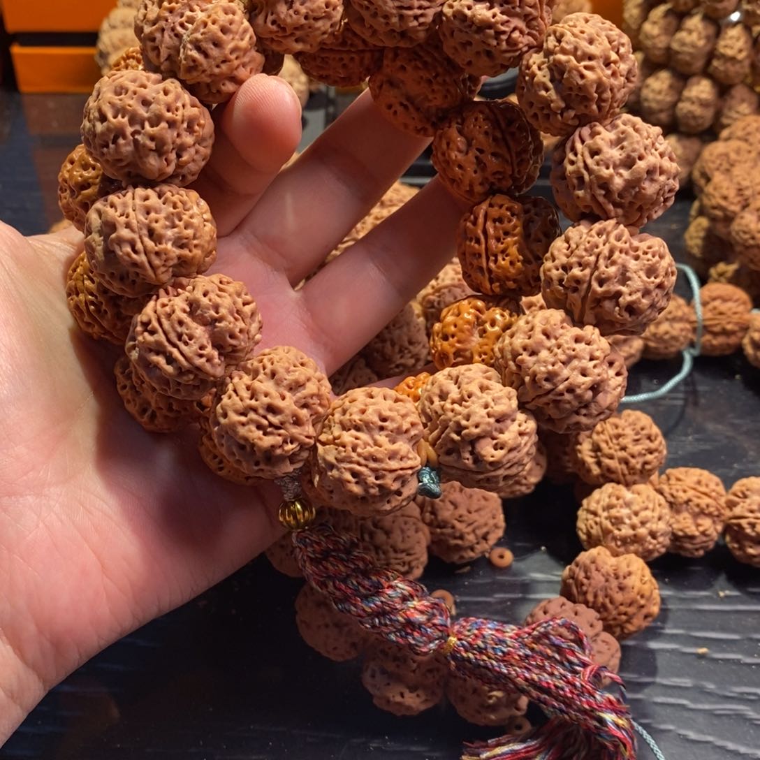 金刚菩提手串纷****³梅花