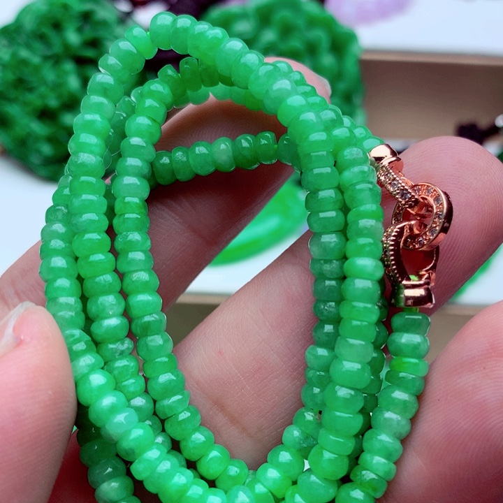 翡翠未镶嵌毛衣链