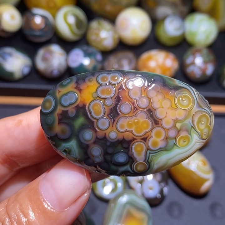 未镶嵌玛瑙/玉髓珠宝半成品102