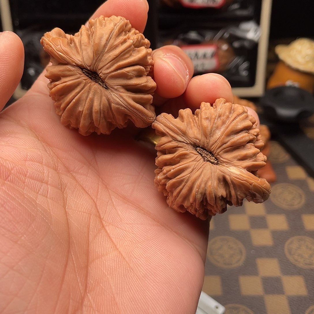 吊坠文玩核桃四座楼46有修